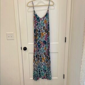 NATURAL LIFE Floral Maxi Dress with Blue and Yellow Accents
